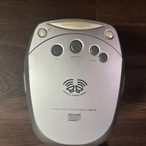 PHILIPS Dual Alarm Clock CD Player AM/FM Radio Model AJ3950/17 - Picture 6 of 7